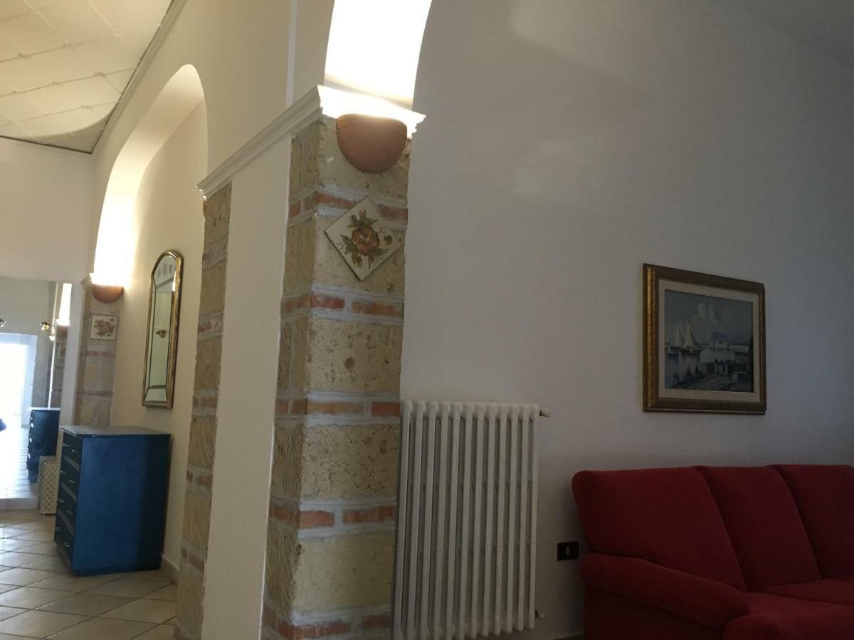 Apartamento Antica Dimora In Centro Salerno Exterior foto